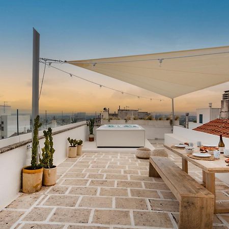 Casa U Burie, Casa Design Con Terrazza Panoramica E Jacuzzi Apartamento Cisternino Exterior foto